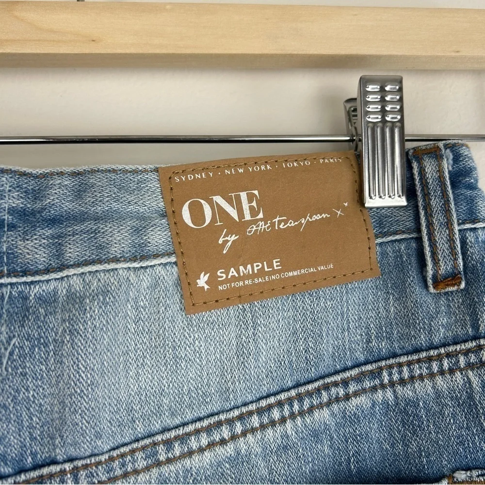One Teaspoon Distressed Denim mini skirt 26